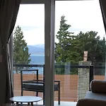 Departamento Con Vista Al Lago En El Centro De Bariloche