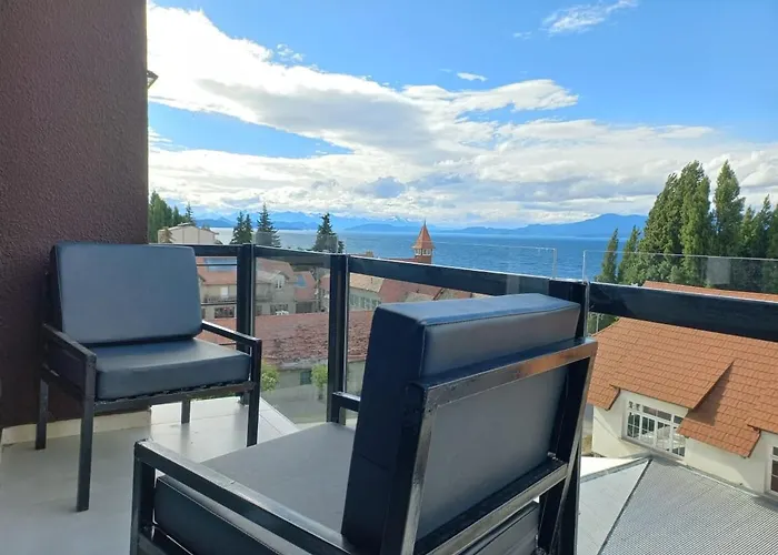 Departamento Con Vista Al Lago En El Centro De Bariloche